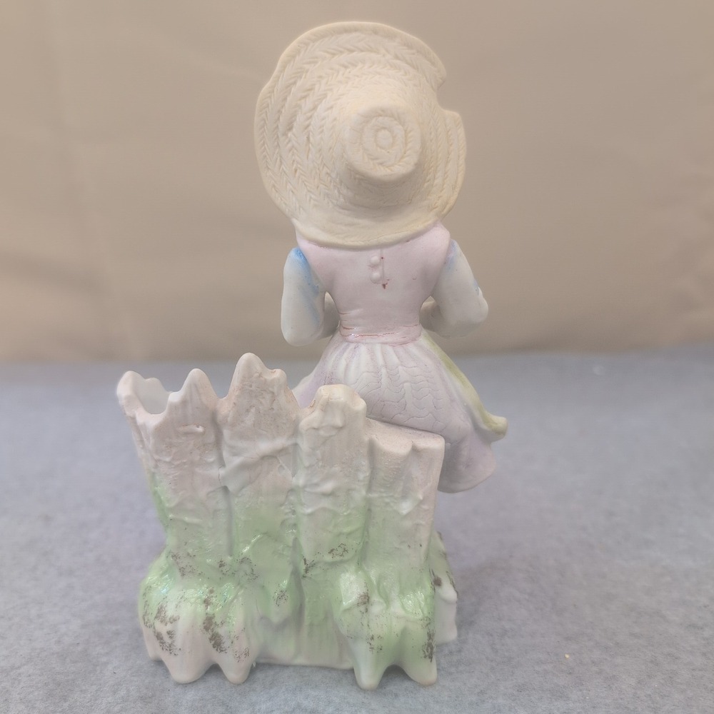 Vintage‎ Porcelain Figurine Girl with Straw Hat Planter Flower Pot Holder 1194 - Picture 4 of 6